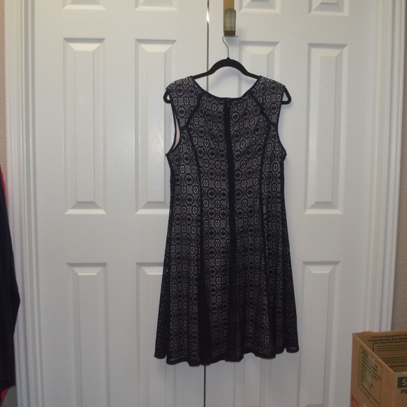Jessica Howard Dress - Picture 2 of 6
